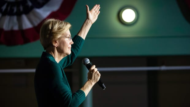 Elizabeth Warren Lead