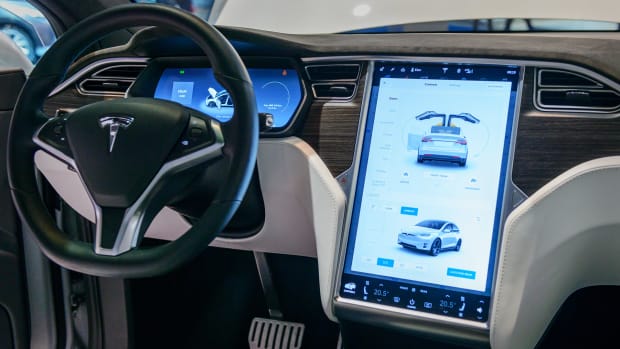 Tesla autopilot Lead