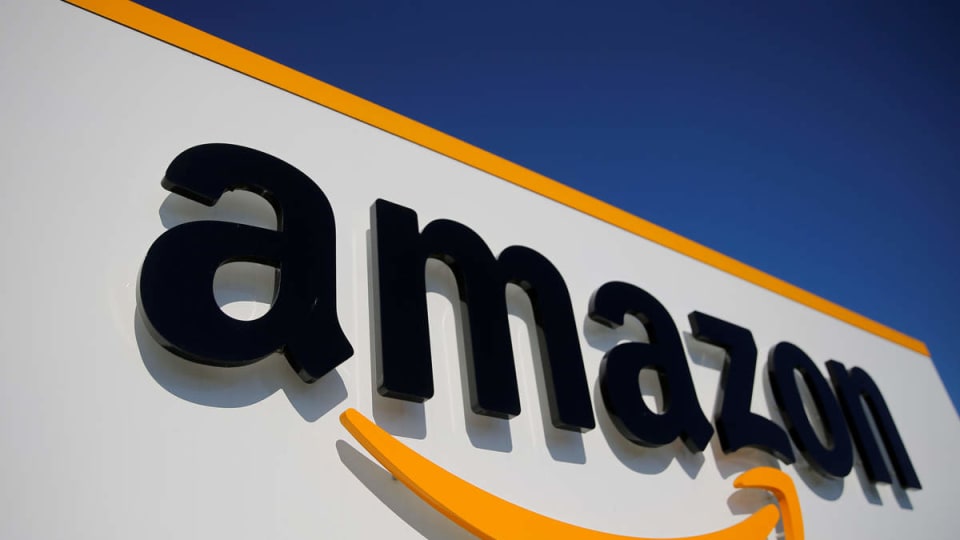 Amazon Stock: Should You Buy It in November 2022?